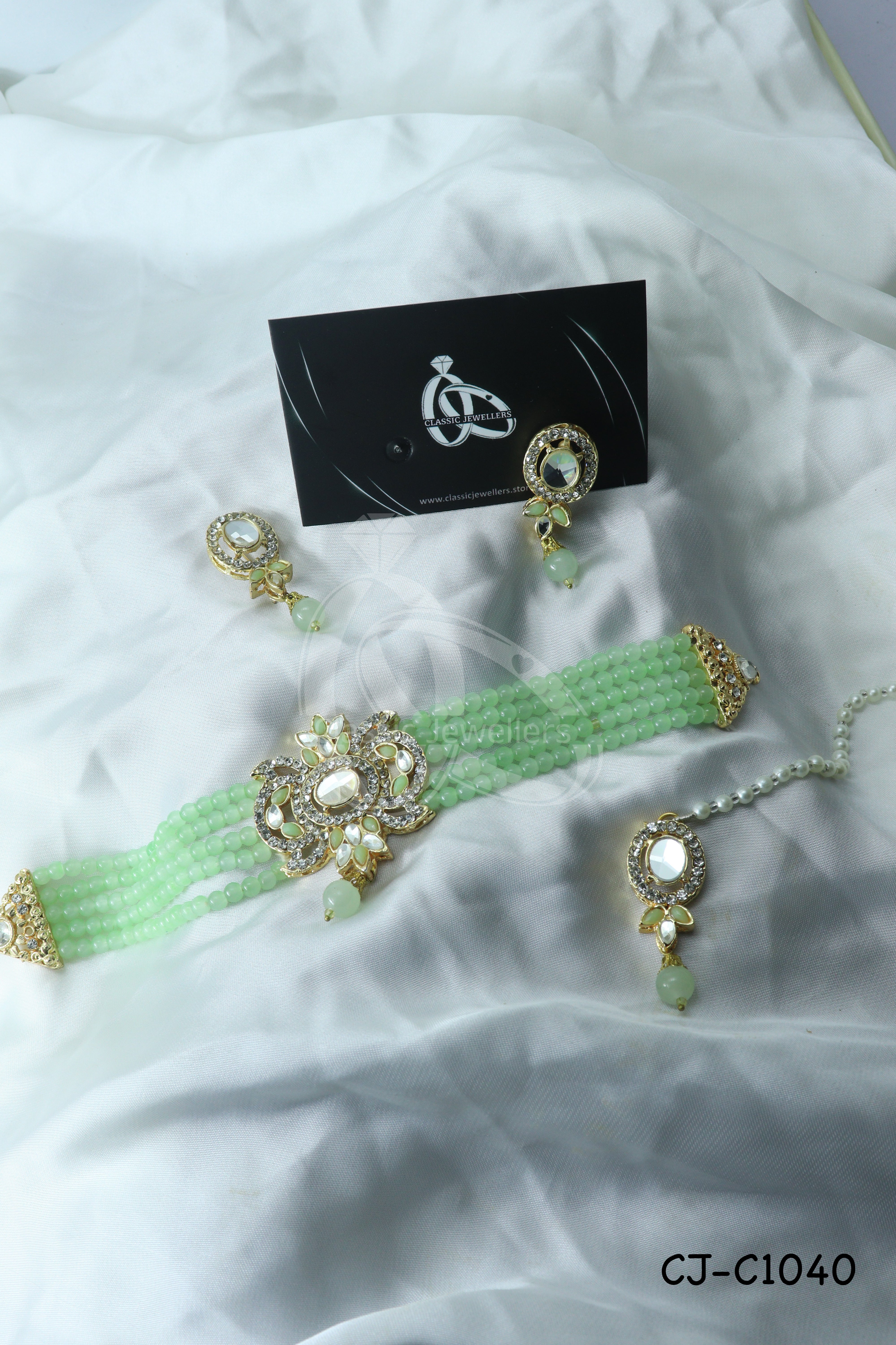 CJ-C1040 Light Green Choker Set