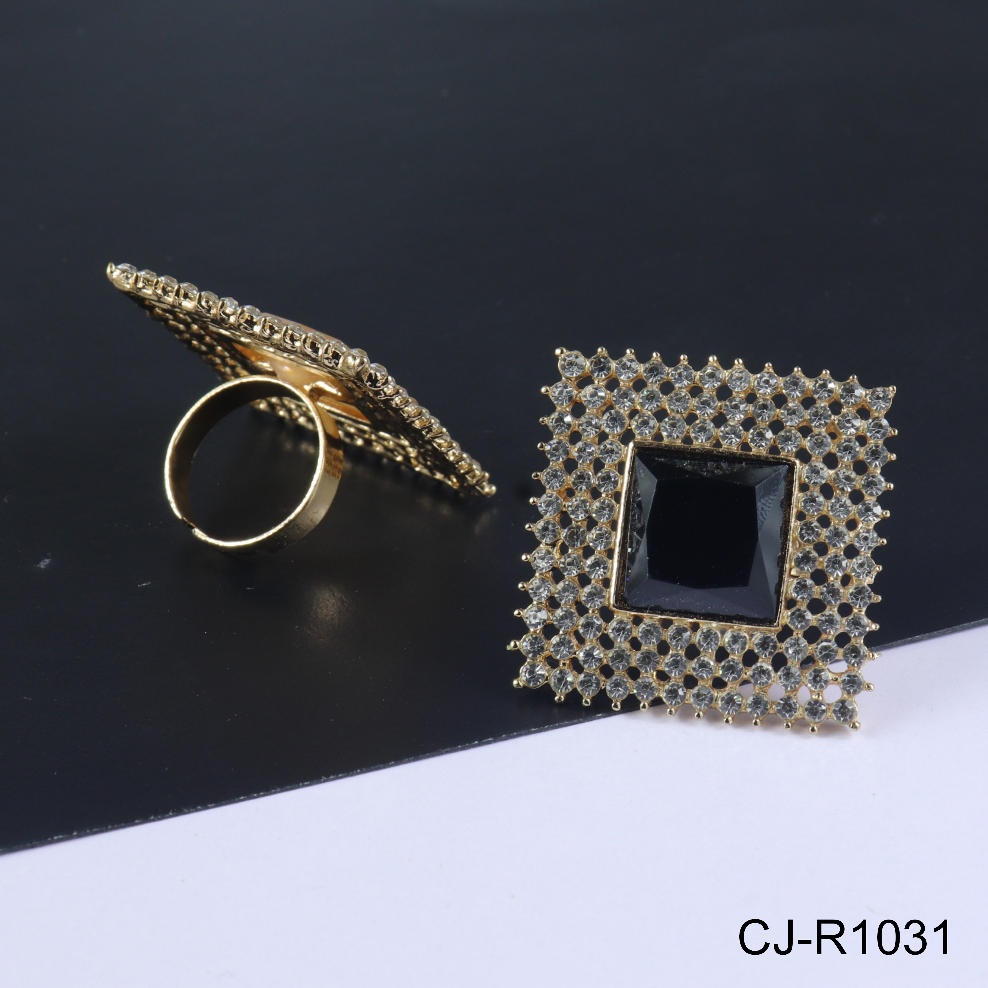 SQUARE STONE RING CJ-R1031 (BLACK)