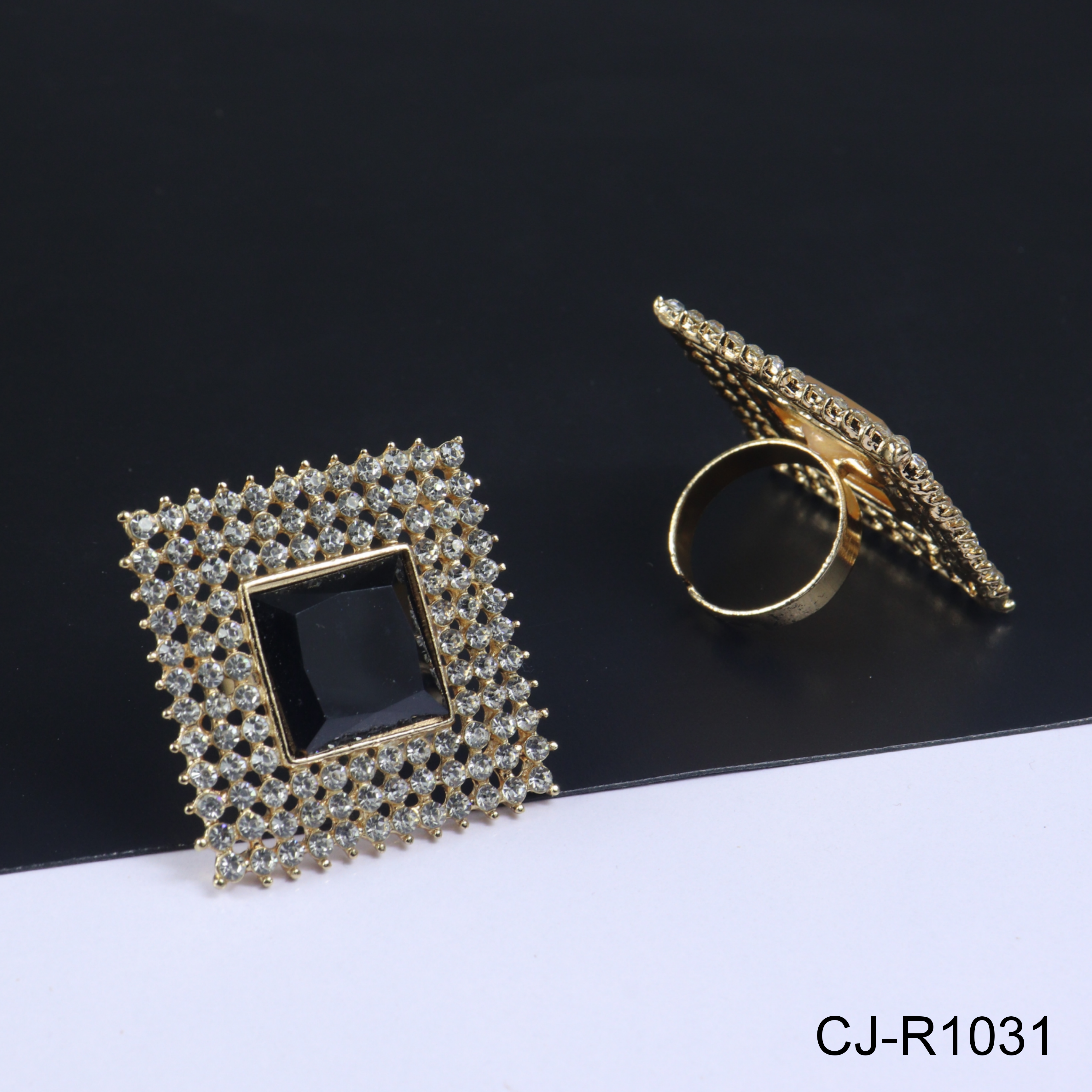 SQUARE STONE RING CJ-R1031 (BLACK)