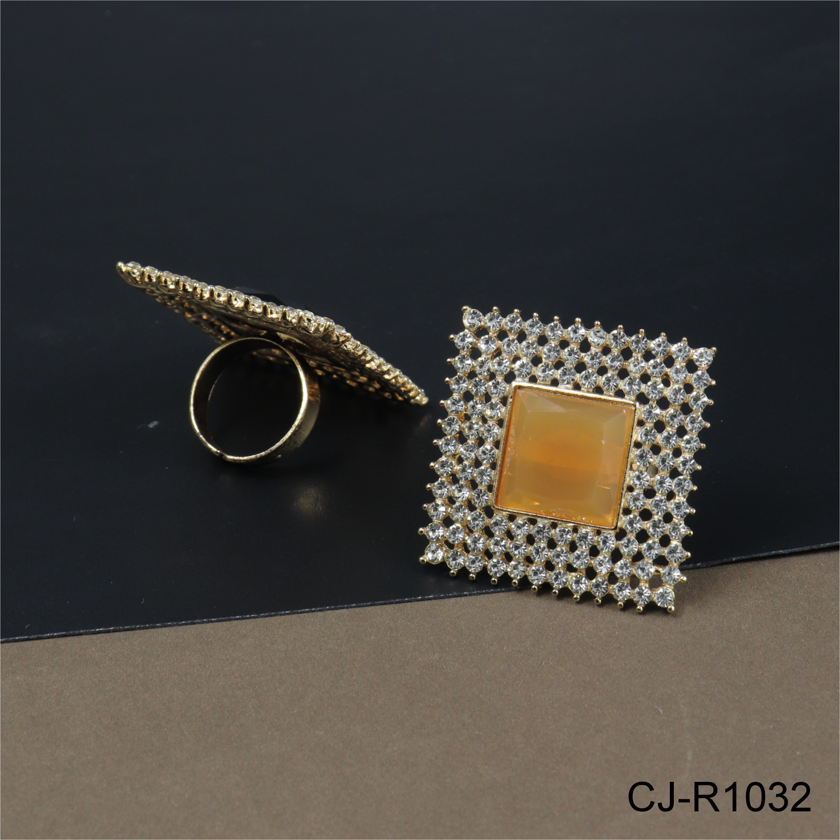 SQUARE STONE RING CJ-R1032 (BROWN)