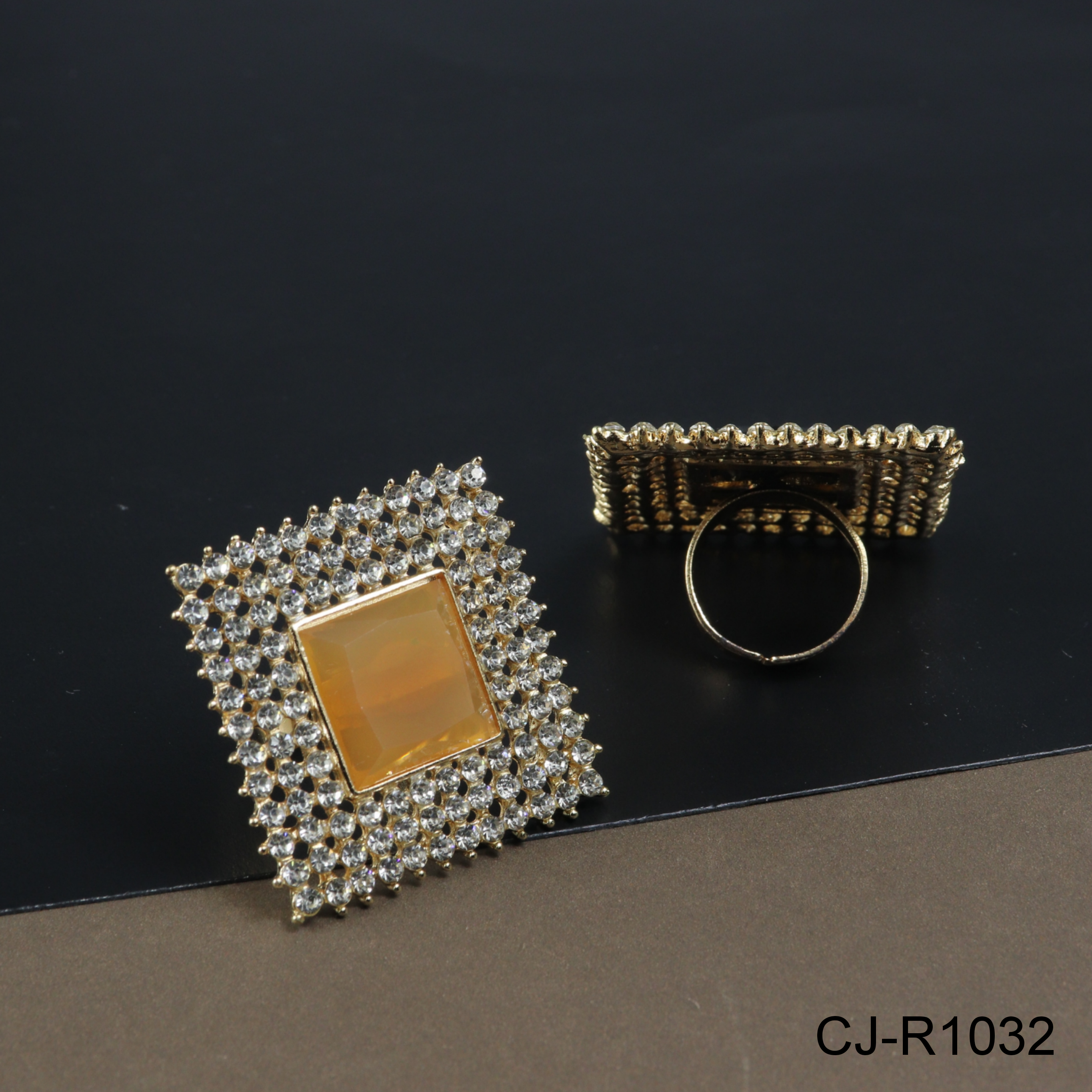 SQUARE STONE RING CJ-R1032 (BROWN)